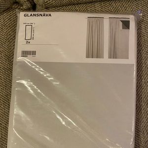 IKEA GLANSNÄVA
Curtain liners, 1 pair, light gray, 56x114 "
